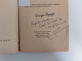 İnsanda Buluşalım – Güngör Özyiğit , YAZARINDAN  İMZALI  İTHAFLI , 250 s. Açılma var