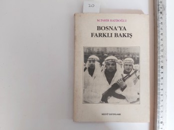 Bosna’ya Farklı Bakış – M. Tahir Hatiboğlu , YAZARINDAN  İMZALI  İTHAFLI , Selvi Yayınları, 1996 , 140 s.