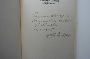 Almanya Üzerine Düşünceler – Yüksel Pazarkaya (İMZALI)