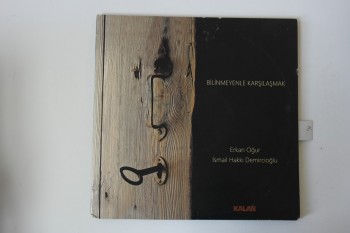 Bilinmeyenle Karşılaşmak – Erkan Oğur/İsmail Hakkı Demircioğlu, Kalan 2 LP Kapak:9 Plak:8-8