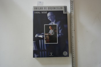Anılar ve Düşünceler 1 – Erdal İnönü, İdea, 1996, 416 s.