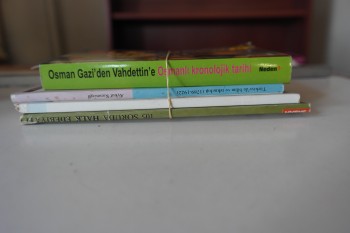 Osman Gazi’den Vahdettin’e Osmanlı Kronolojik Tarihi 4 Kitap Lot