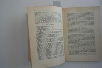 Ayın Her Günü İçin Bir Aziz – Mai, Maison De La Bonne, 1932, 288 s.