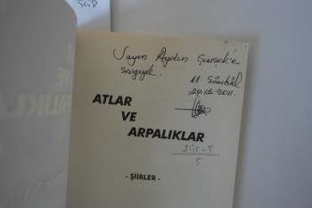 Atlar ve Arpalıklar – Muammer Sünbül (İmzalı)