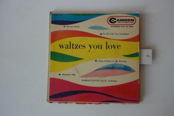 Waltzes You Love / Camden, Kapak:8 Plak:9