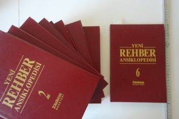 Yeni Rehber Ansiklopedisi –Türkiye Gazetesi /1993(Ciltli,10 Cilt- 8.cilt eksik)