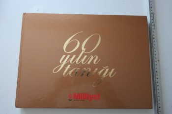 60 Yılın Tanığı (Ciltli), Milliyet,  2010, 250 s.