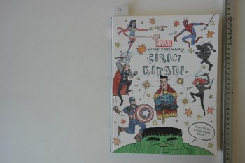 Süper Kahramanın Çizim Kitabı Marvel
