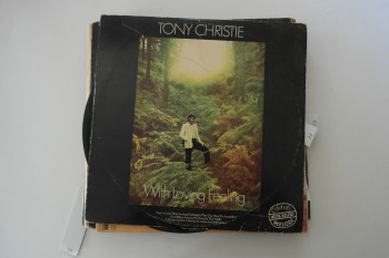 With Loving Feeling – Tony Christie / MCA, Kapak:8 Plak:9