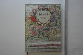Maps of Istanbul 1422-1922 – Ayşe Yetişkin Kubilay , Denizler Kitabevi , 255 s. (Ciltli)